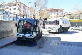 Altındağ'da Temizlik Çalışmaları Devam Ediyor